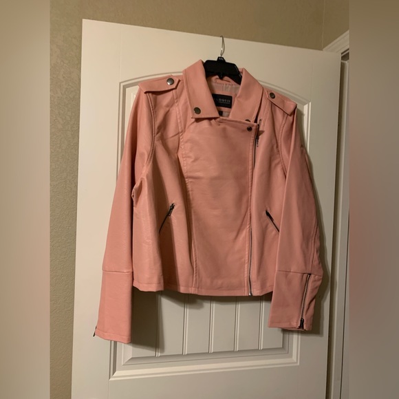 Eloquii Jackets & Blazers - ELOQUII Faux Leather Moto Jacket